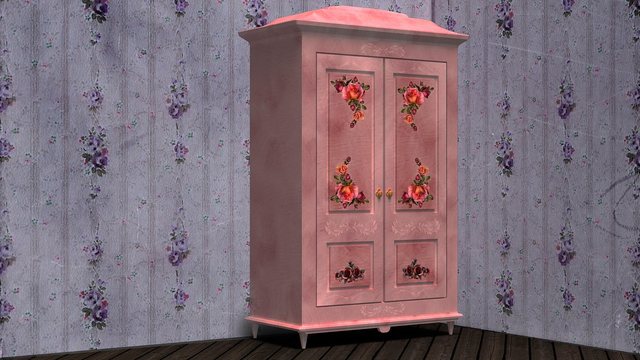 Alter Kleiderkasten in einem Zimmer